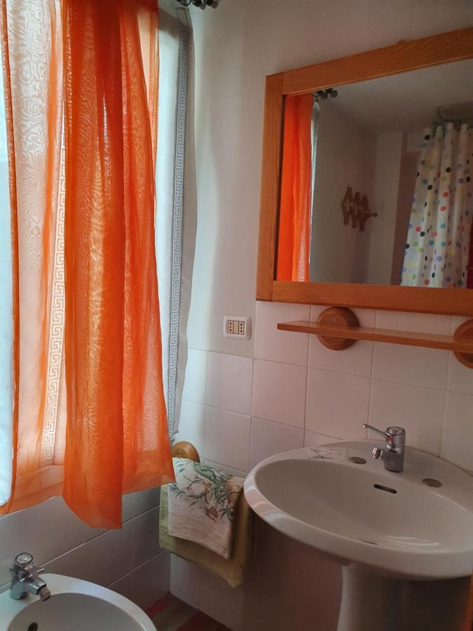 B&B Il Pettirosso Malonno Exterior photo