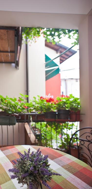B&B Il Pettirosso Malonno Exterior photo